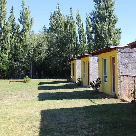 Hôtel Los Amigos à Los Antiguos Extérieur photo